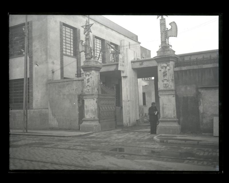 Ingresso esterno stabilimento Whitehead di Fiume