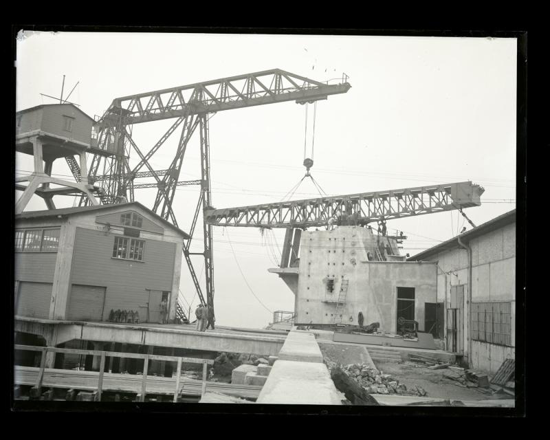 Costruzione della catapulta per il collaudo degli aviosiluri del silurificio Whitehead di Fiume - 2