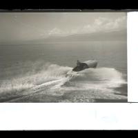 Motoscafo militare in navigazione - 1