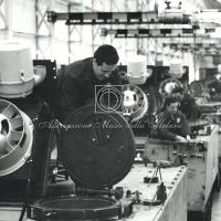 Costruzione portelli per scafo VTT (probabilmente M113)