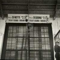 Tabella con indicazioni sui percorsi di sfollamento